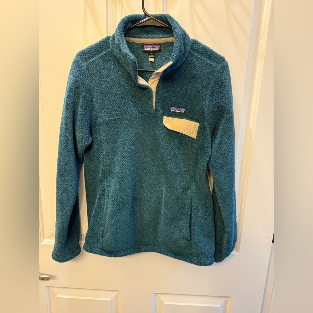 Patagonia Turquoise Fleece Pullover
